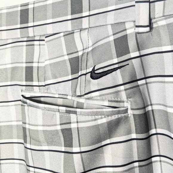 Nike Dri-Fit CI9803-010 Green Plaid Golf Shorts - Picture 10 of 12